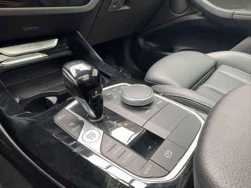 Used 2024 BMW X3 sDrive30i RWD image 44