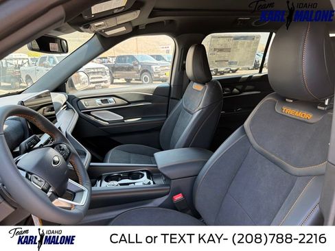 New 2026 Ford Explorer Tremor w/ Tremor Ultimate Package AWD/4WD image 32