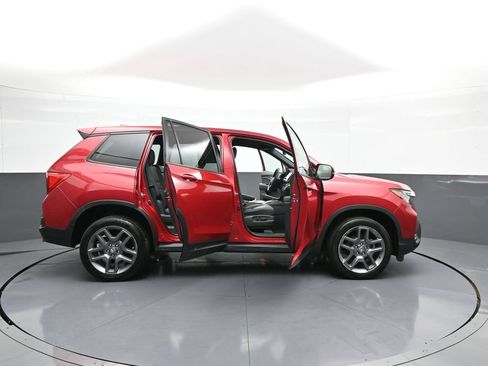 Used 2023 Honda Passport EX-L image 42