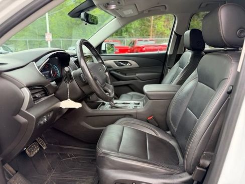 Used 2020 Chevrolet Traverse RS AWD/4WD image 7