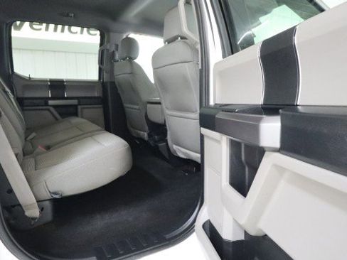 Used 2020 Ford F150 XLT w/ Trailer Tow Package AWD/4WD image 11