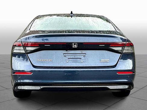 Used 2024 Honda Accord Touring image 4