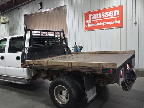 Used 2003 Chevrolet Silverado 3500 LS w/ Skid Plate Package image 3