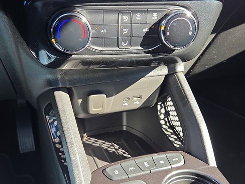 Used 2024 Chevrolet TrailBlazer LT w/ Driver Confidence Package image 19