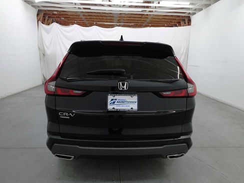 Certified 2025 Honda CR-V Sport image 6