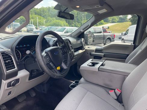 Used 2015 Ford F150 XLT w/ Equipment Group 302A Luxury AWD/4WD image 18