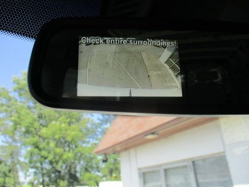 Used 2025 Mercedes-Benz Sprinter 2500 image 19