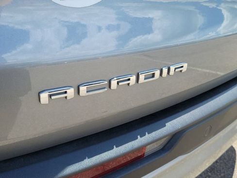 Used 2025 GMC Acadia Elevation FWD image 6