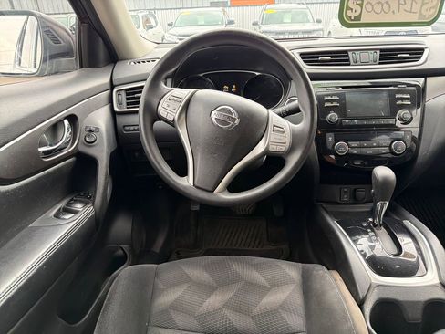 Used 2014 Nissan Rogue SV AWD/4WD image 13