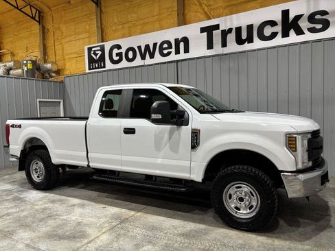 Used 2019 Ford F250 XL w/ XL Value Package AWD/4WD image 3