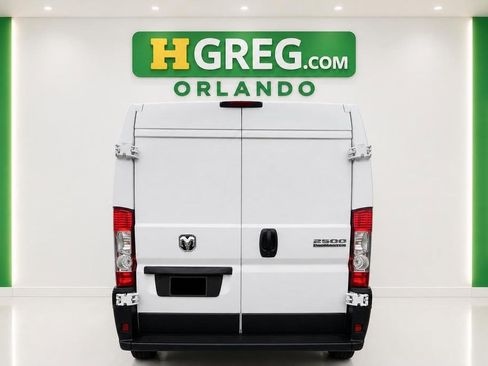 Used 2025 RAM ProMaster 2500 w/ Convenience Group FWD image 8