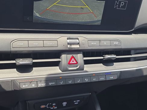 New 2026 Kia K4 FWD image 24
