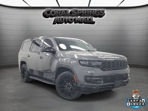 Used 2024 Jeep Wagoneer Series II AWD/4WD image 1