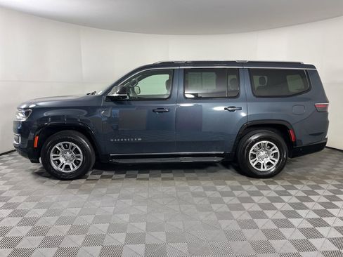 Used 2023 Jeep Wagoneer 4WD w/ Convenience Group I image 2