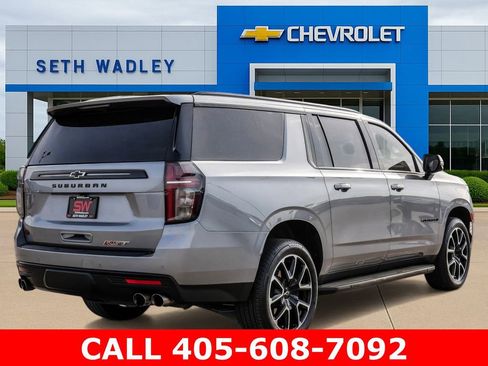 Used 2024 Chevrolet Suburban RST w/ Sport Performance Package AWD/4WD image 7