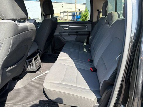Used 2020 RAM 1500 Big Horn AWD/4WD image 17