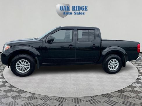 Used 2017 Nissan Frontier SV AWD/4WD image 8