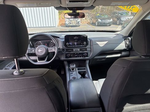 Certified 2025 Nissan Pathfinder S AWD/4WD image 25