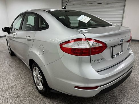 Used 2017 Ford Fiesta SE FWD image 7