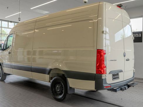 New 2025 Mercedes-Benz Sprinter 2500 image 13
