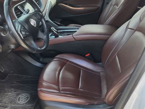 Used 2018 Buick Enclave Avenir w/ Avenir Technology Package AWD/4WD image 5