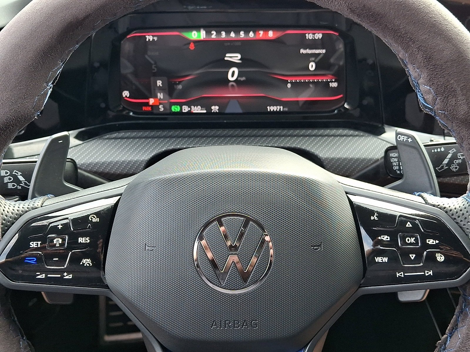 Used 2023 Volkswagen Golf R AWD/4WD image 20