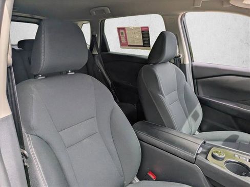 Used 2024 Nissan Rogue S AWD/4WD image 20