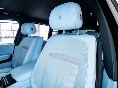 Used 2022 Rolls-Royce Cullinan image 44