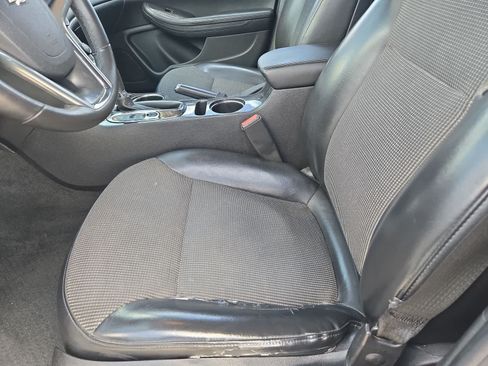 Used 2014 Chevrolet Malibu LT FWD image 15
