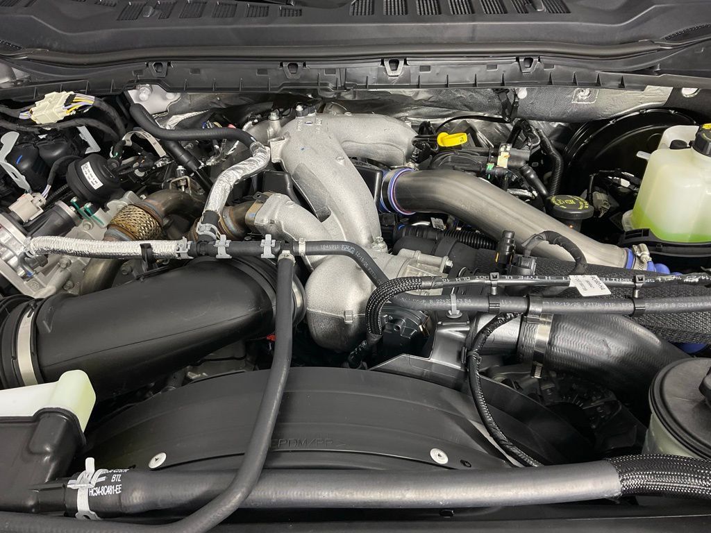 New 2026 Ford F250 Lariat w/ Chrome Package AWD/4WD image 9