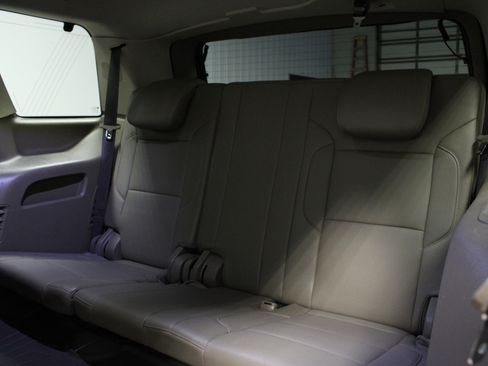 Used 2018 GMC Yukon SLT w/ Open Road Package image 15