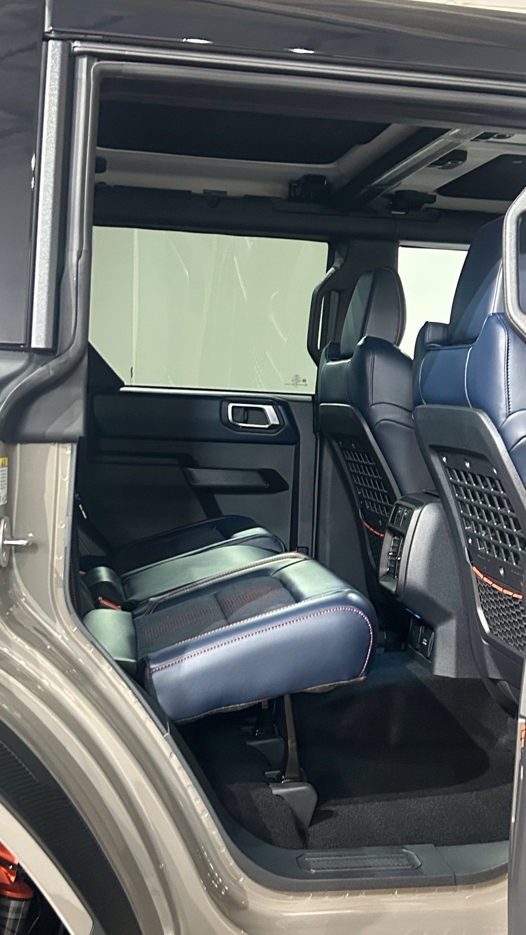 New 2026 Ford Bronco Raptor w/ Interior Carbon Fiber Pack AWD/4WD image 62