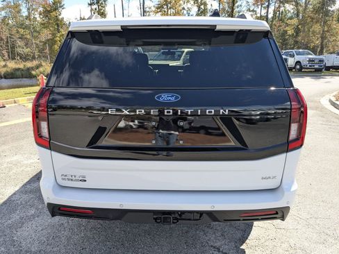 Certified 2025 Ford Expedition Max Active image 6