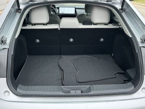 Certified 2024 Toyota Prius XLE image 43