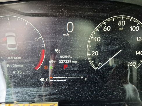 Used 2023 Honda Civic Sport image 6