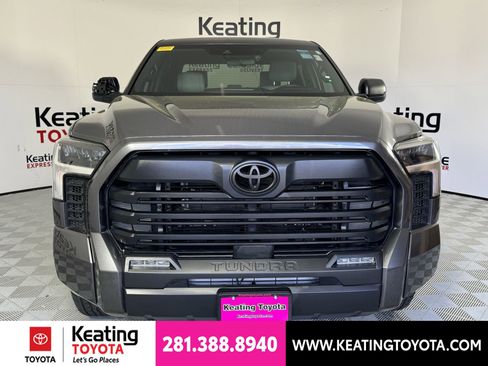 Used 2025 Toyota Tundra SR5 w/ SR5 Premium Package AWD/4WD image 10