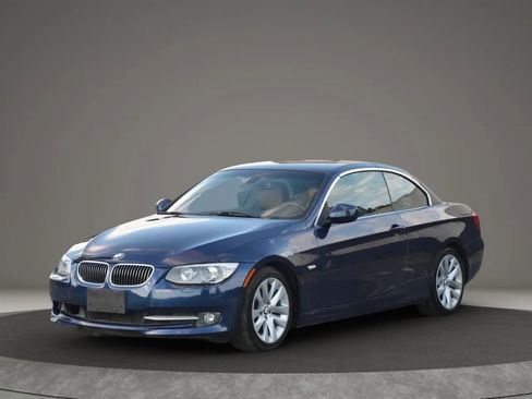 Used 2013 BMW 328i Convertible image 41