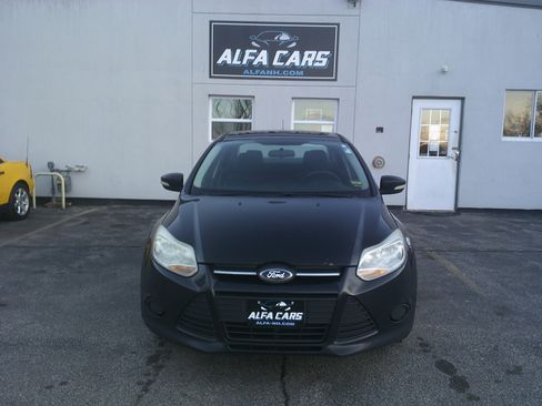 Used 2014 Ford Focus SE image 2