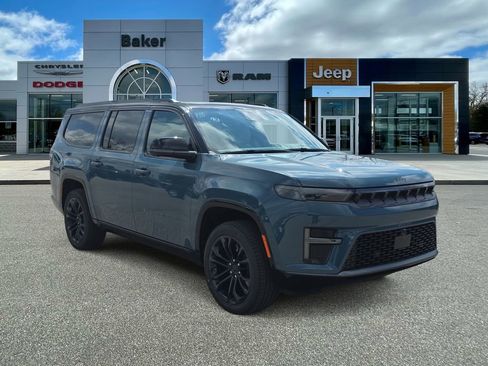 New 2026 Jeep Grand Wagoneer L Summit AWD/4WD image 1