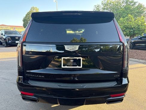 Certified 2023 Cadillac Escalade ESV Sport Platinum w/ LPO, ONYX Package AWD/4WD image 4