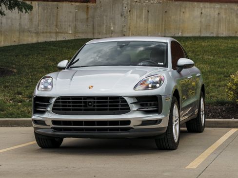 Used 2020 Porsche Macan S AWD/4WD image 7