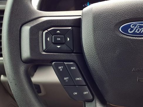 Used 2018 Ford F450 XL w/ Power Equipment Group AWD/4WD image 18