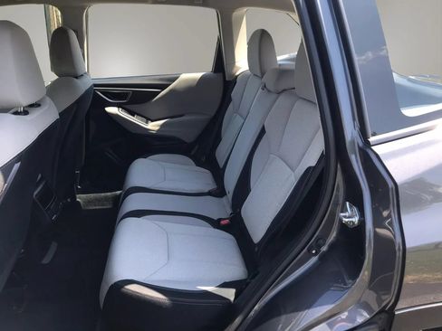 Used 2023 Subaru Forester AWD/4WD image 30
