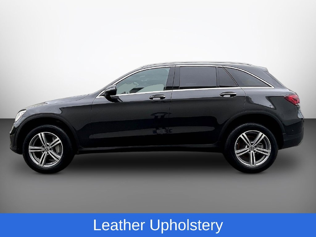 Used 2022 Mercedes-Benz GLC 300 4MATIC w/ Multimedia Package Lite image 4