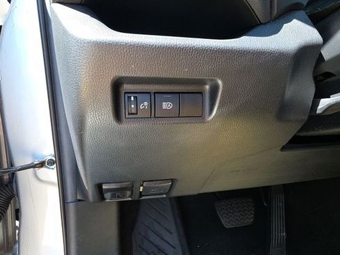 Used 2022 Toyota RAV4 LE image 14