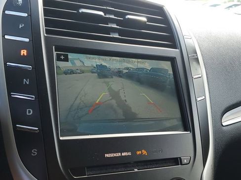 Used 2018 Lincoln MKC Premiere FWD image 19