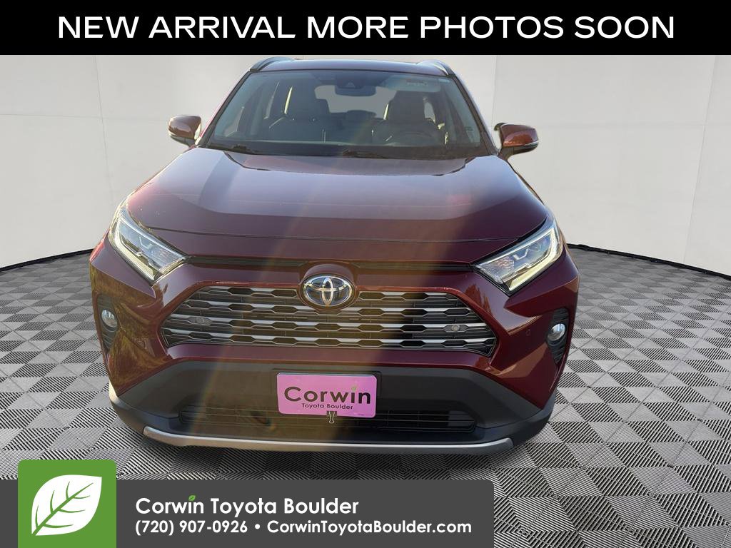 Used 2021 Toyota RAV4 Limited AWD/4WD image 2