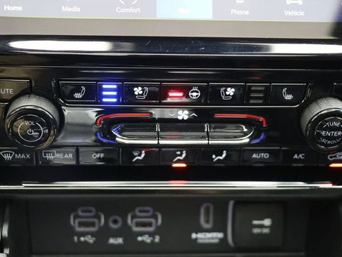 Used 2023 Jeep Grand Cherokee 30th Anniversary image 24