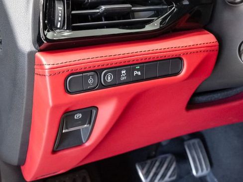 Used 2024 Acura MDX A-Spec image 9