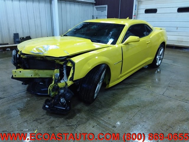 Used 2015 Chevrolet Camaro LT w/ RS Package RWD image 3